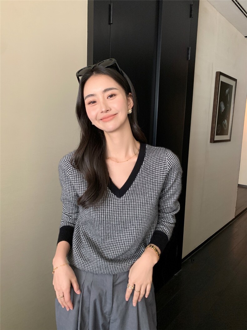 V领女秋冬复古设计感针织衫上衣百搭,针织衫/毛衣,玛卡隆羊绒
