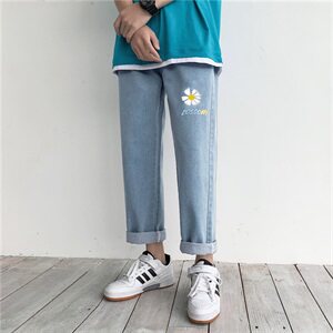 2021新款夏潮牌百搭潮流菊花印花九分修身港风直筒牛仔裤子P32图片