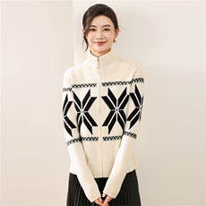 2025年秋季长袖两穿拉链八角花开衫时尚通勤休闲，女装羊毛衫，慕洵羊绒