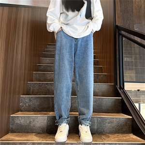 xz116-D1050-P45 控68  现货高阶马丁靴黑色牛仔裤图片