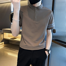 咖啡色