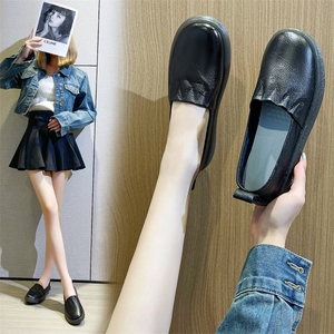 真皮小白鞋女2024春夏新款一脚蹬乐福女鞋软底孕妇护士小皮鞋图片