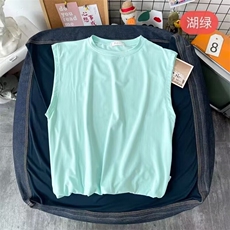 浅蓝色