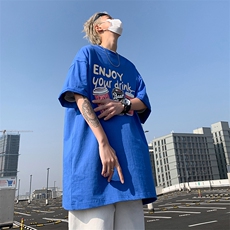 蓝色