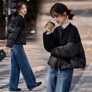 黑色短款休闲拼接羽绒服女2026冬季新款圆领休闲百搭上衣,女装羽绒服,梦懿尔