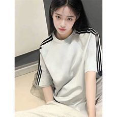 抖音得物品质二开240克宽松纯棉美式潮牌印花三条杠中性风短袖T恤，男装T恤，电商A486-1
