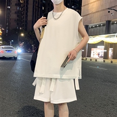白色