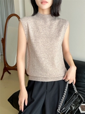 时尚百搭女士秋冬打底背心显瘦修身半高领无袖毛衣，女装背心吊带，牧思羊