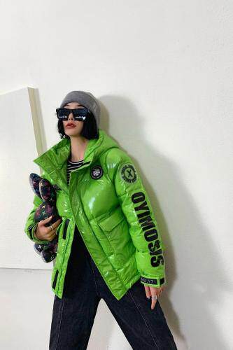 90白鸭绒潮牌羽绒服，女装羽绒服，俊泽.哈妮