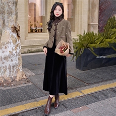 小香风丝绒套装裙2025早秋季新款巨好看的轻奢高级感女人味两件套，女装套装/套裙，雅静靓衣