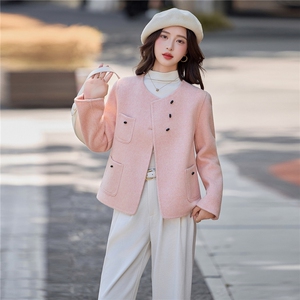 粉色小香风温柔气质双面呢短外套女2025秋冬装减龄牛角扣毛呢大衣图片