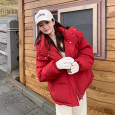 本命新年红色短款羽绒服女2024冬季新款韩系小个子时尚白鸭绒外套，女装羽绒服，辉之琳
