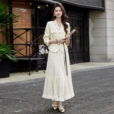 现货2026年春季新款女气质时尚潮流小外套上衣半身裙连衣裙套装，女装套装/套裙，奋斗女王