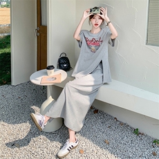灰色印花T恤套装裙女2025夏季新款学院风休闲开叉半身裙两件套潮，女装套装/套裙，2C095