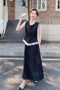 藏青色蕾丝拼接牛仔马甲套装裙女2025夏季新款一整套半身裙两件套图片