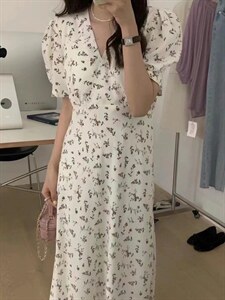 夏季新款碎花连衣裙图片