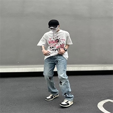 蓝色