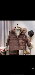设计师款羽绒服。图片