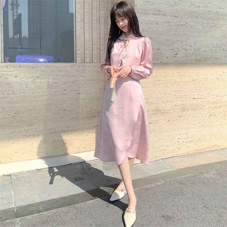 现货2024年春季女时尚潮流气质修身复古蝴蝶扣网红假两件连衣裙,女装连衣裙,煊芮熙