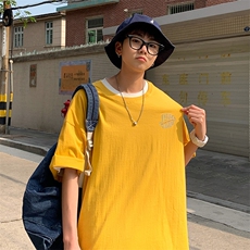 黄色