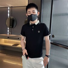 黑色