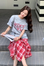 不规则灰色T恤格子半身裙套装女夏松驰感慵懒风两件套爆款小众，女装套装/套裙，1C151