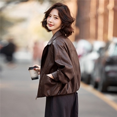 妖精的口袋复古棕色皮衣女2026春秋季新款高级感甜酷短款夹克外套，女装皮衣，潮流依族