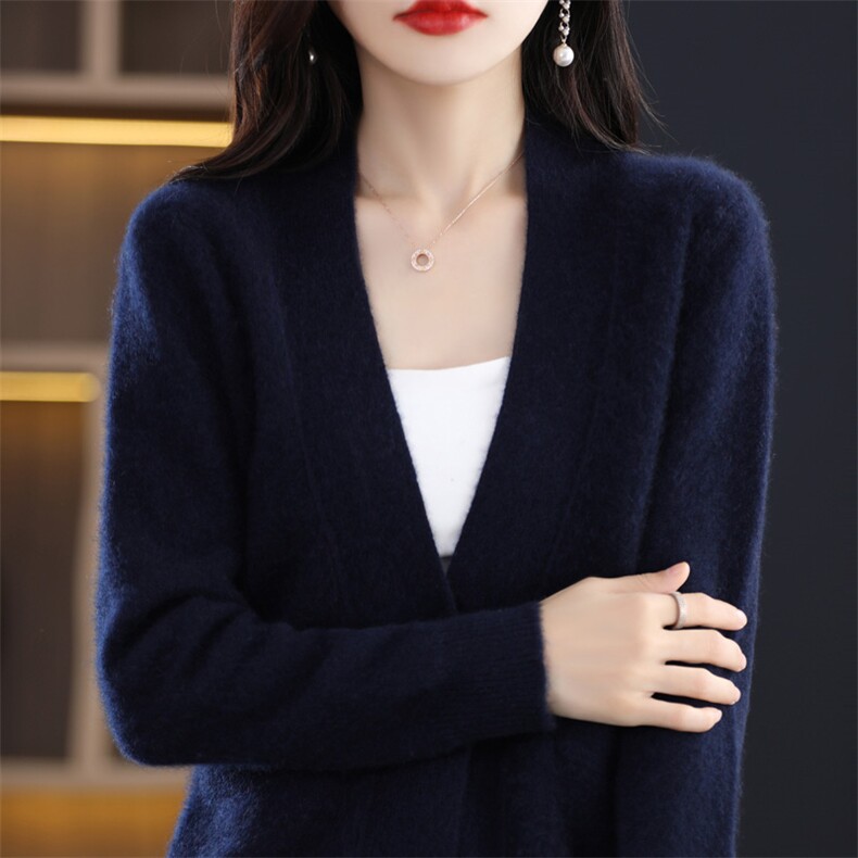 优雅气质女开衫简约百搭显瘦保暖外套品质纯材质柔软舒适图片