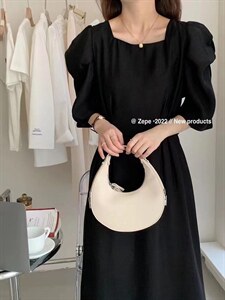 【郁金香盛开】夏季新款 面料立体泡泡袖连衣裙图片