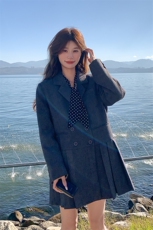 内里羽绒90绒双排扣翻领加厚西装裙连衣裙(配丝巾)（含12%羊毛），女装羽绒服，纯色衣恋