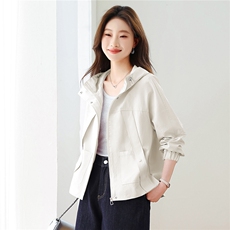 现货！现货！2026春季新款宽松休闲时尚短款外套女，女装短外套，以桐