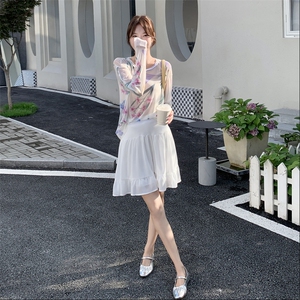 韩版氛围感印花防晒套装女2025夏季新款甜美显瘦高腰半身裙两件套图片