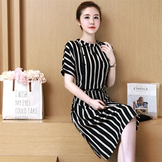 女生开春穿搭条纹连衣裙女中长款2025夏季小个子减龄气质裙子女夏，女装连衣裙，琦鑫阁（原依鑫阁）