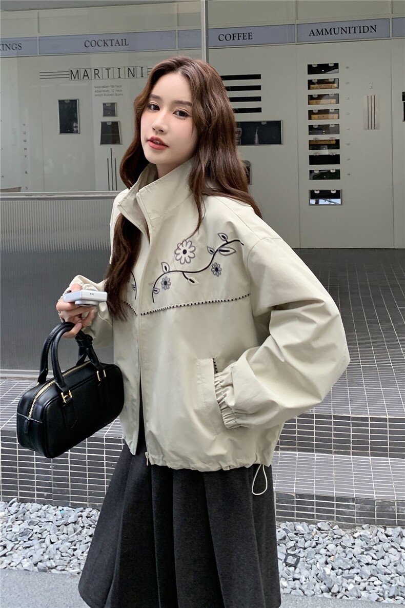韩系休闲刺绣外套女2025秋季新款小众学院风慵懒风宽松气质夹克,女装风衣,2C057