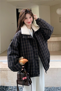 复古格子羊羔毛翻领羽绒服女2025冬季短款加厚面包服宽松保暖外套图片