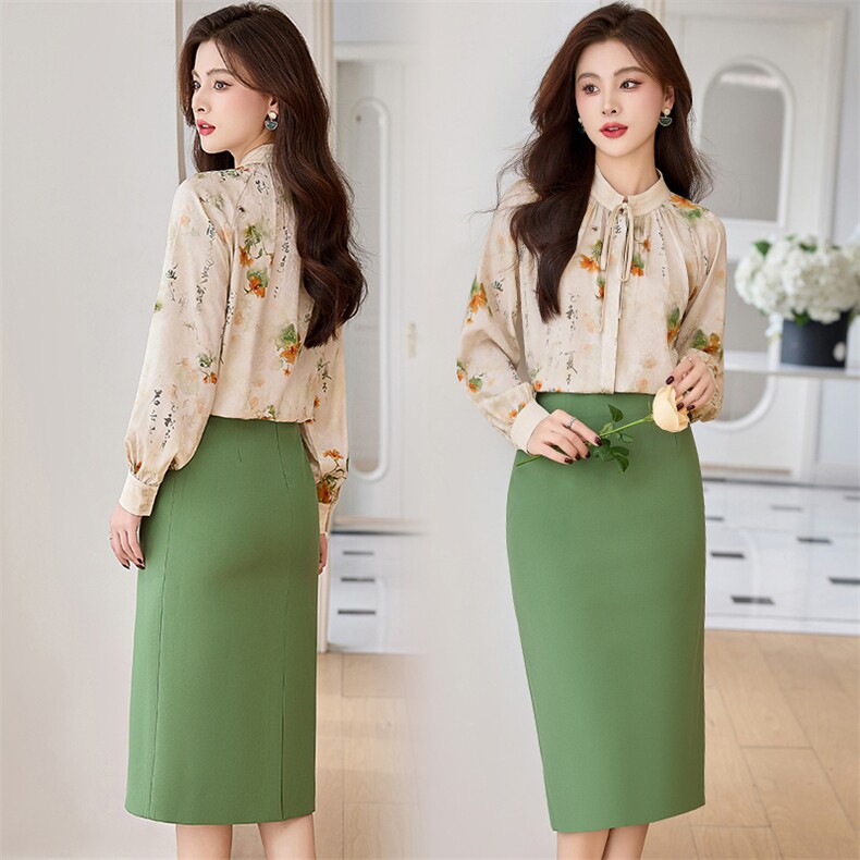 《春装新品》淑女范衬衫花色两件套套裙，女装套装/套裙，魅丽静蓝