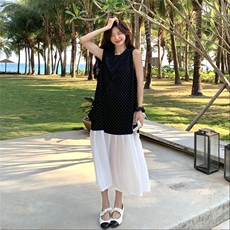 撞色拼接波点连衣裙女2025夏季新款法式设计感独特漂亮气质背心裙，女装连衣裙，2C217