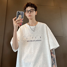 白色