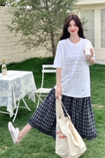 韩系搭配一整套女夏季2025新款字母印花短袖T恤格子半身裙两件套，女装套装/套裙，2C166