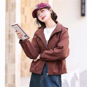 现货2024秋装新款短款风衣显瘦气质女上衣外套图片