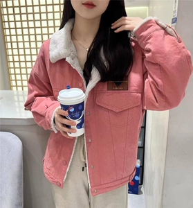 彩色牛仔外套图片