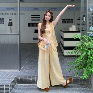 新中式国风套装女2025年夏季新款清冷松弛感刺绣马甲阔腿裤两件套图片