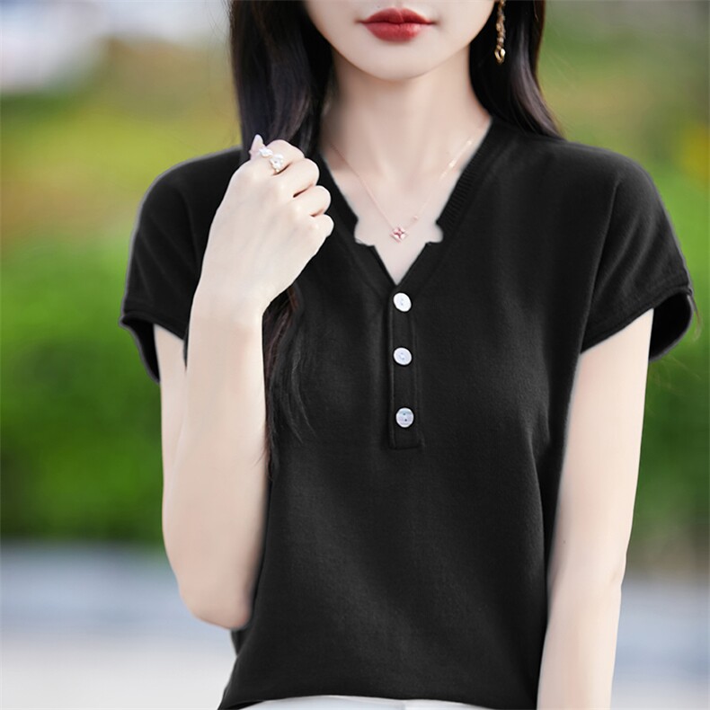 25夏季短袖女纯棉短款宽松V领T恤纯色三扣设计感针织半袖新款上衣图片