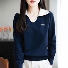 藏青色