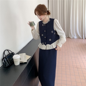 韩系温柔风穿搭套装女2025秋季新款减龄马甲打底衫半身裙三件套图片