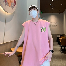 粉红色