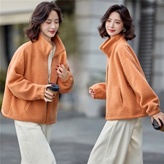 爆《现货2025冬季新款小羊羔毛休闲简约时尚外套不挑身材上身》，女装羊羔毛/颗粒绒，欧米莱