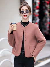 轻奢国风羽绒服女冬季2024年新款时尚洋气宽松复古撞色新中式外套，女装双面呢大衣，衣之秀