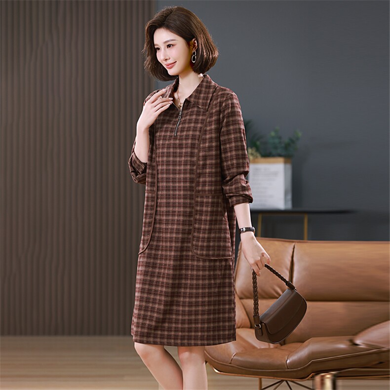 磨毛格子连衣裙女2025新款春秋中长款宽松显瘦减龄妈妈装休闲裙子，女装连衣裙，希欧阁