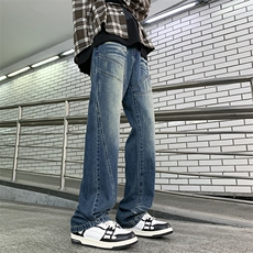 蓝色